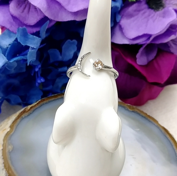 Crescent Moon Dainty Rhinestone Ring Celestial Galaxy Astrology Moon Child Ring - Picture 3 of 12
